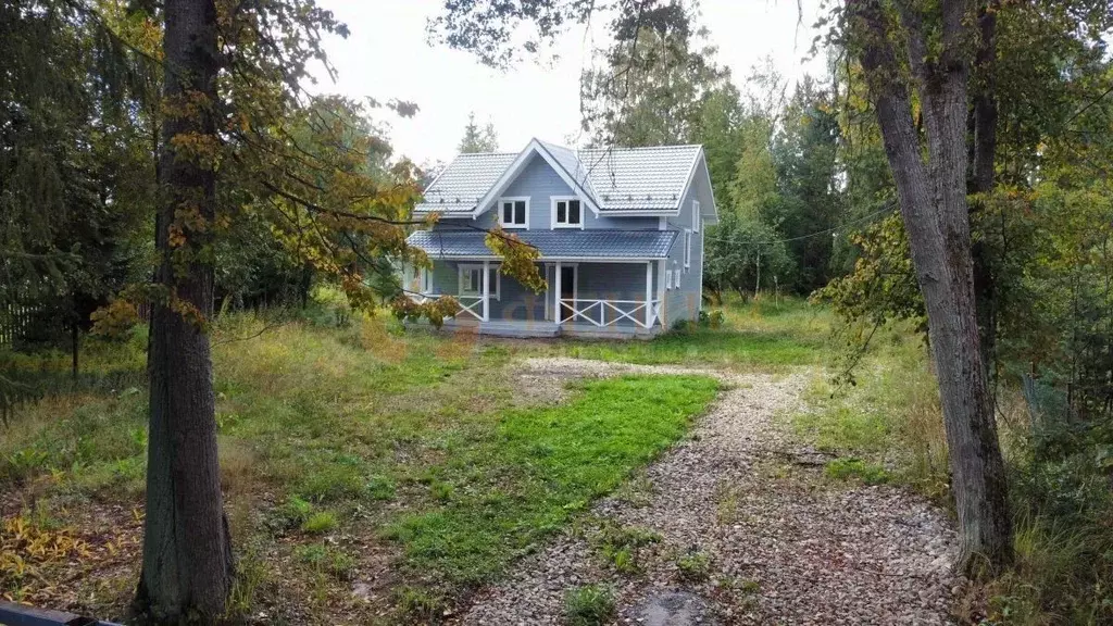 Дом в Ленинградская область, Гатчинский район, Вырица городской ... - Фото 0