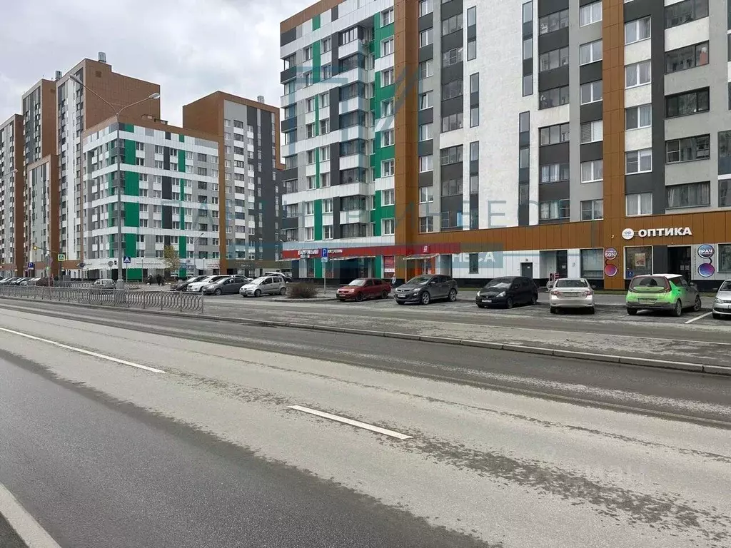 Торговая площадь в Свердловская область, Екатеринбург просп. Академика ... - Фото 2