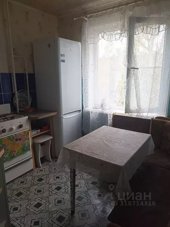 1-к кв. Свердловская область, Нижний Тагил ул. Юности, 31 (30.0 м) - Фото 0