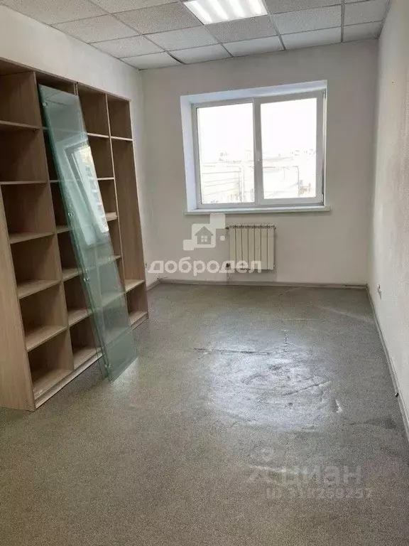 Офис в Свердловская область, Екатеринбург ул. Фронтовых Бригад, 27 (47 ... - Фото 0