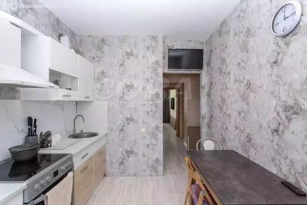 2-комнатная квартира: село Бизино, улица Ремонтников, 29 (48.8 м) - Фото 0