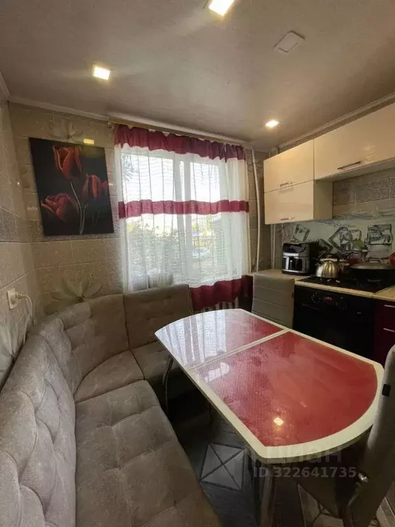 4-к кв. Оренбургская область, Бузулукский район, Красногвардейский ... - Фото 1