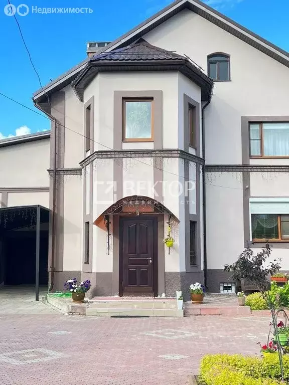 Дом в Кострома, микрорайон Пантусово, Осенняя улица, 9 (380 м) - Фото 1