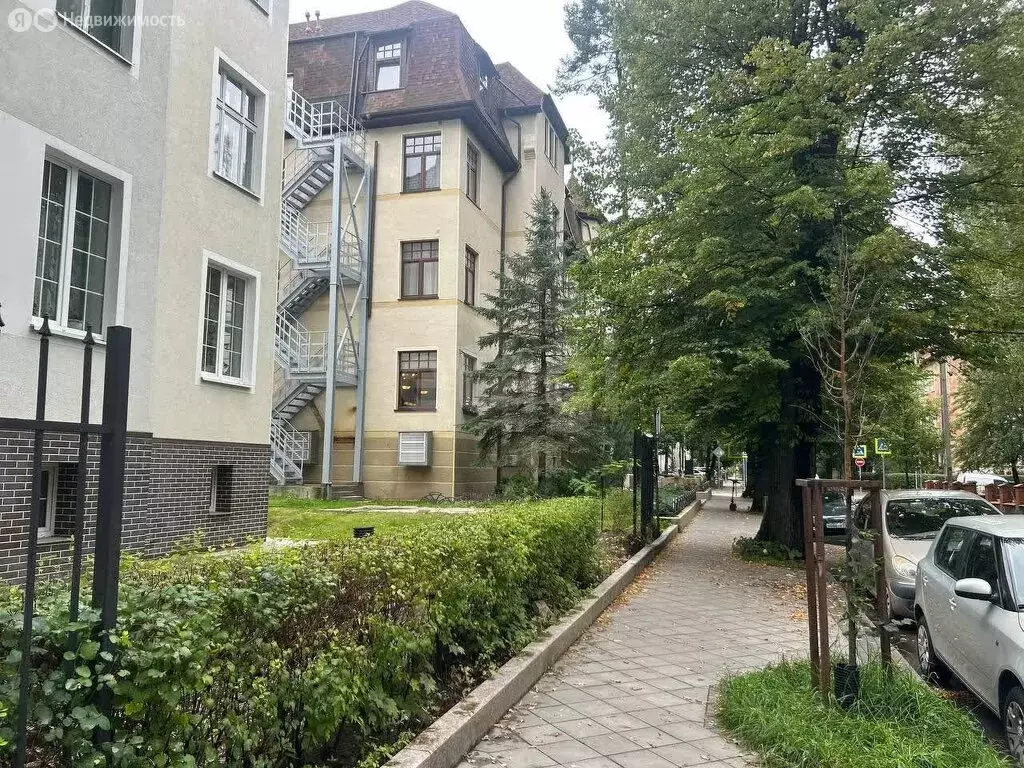 2-комнатная квартира: Зеленоградск, улица Пугачёва, 9 (52.9 м) - Фото 0