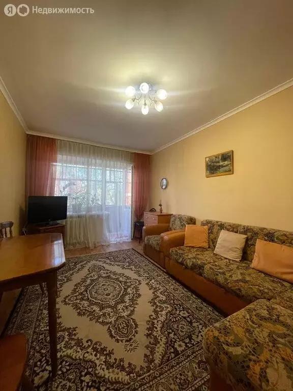 3-комнатная квартира: Курган, улица Максима Горького, 98 (55.7 м) - Фото 1
