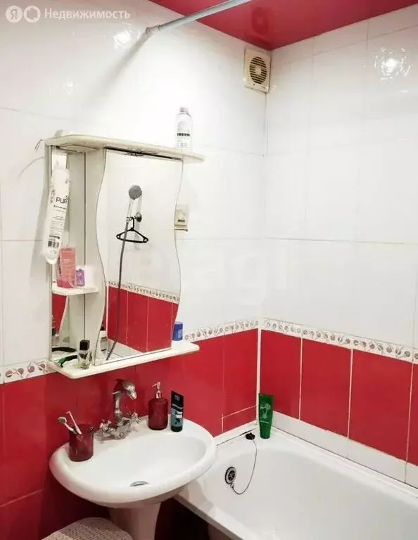 2-комнатная квартира: Стерлитамак, улица Карла Маркса, 160 (63.3 м) - Фото 2