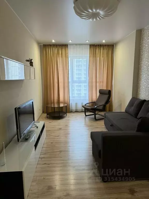 2-к кв. Пермский край, Пермь ул. Чернышевского, 15Б (65.0 м) - Фото 1