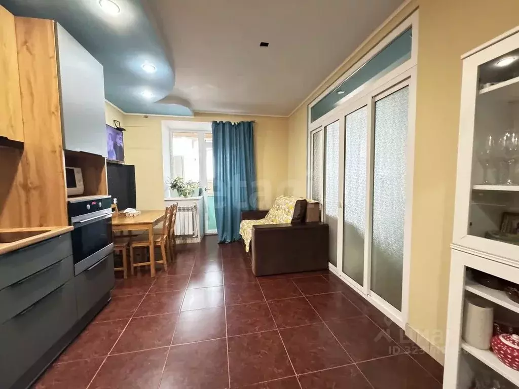 1-к кв. Оренбургская область, Оренбург ул. Яицкая, 1/2 (45.3 м) - Фото 0