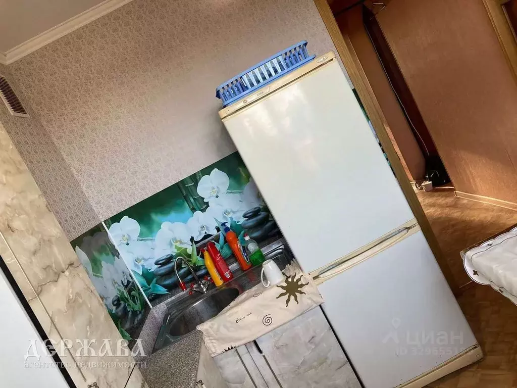 2-к кв. Белгородская область, Старый Оскол ул. Фурманова, 53 (43.0 м) - Фото 2