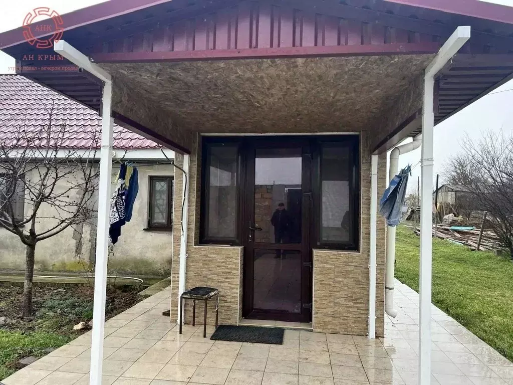 Дом в Крым, Ленинский район, с. Батальное  (70 м) - Фото 1