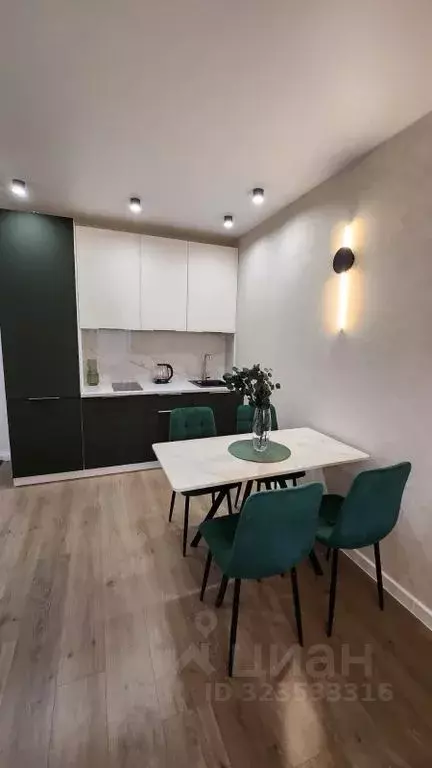 1-к кв. Свердловская область, Екатеринбург ул. Хуторская, 1/6 (33.0 м) - Фото 1