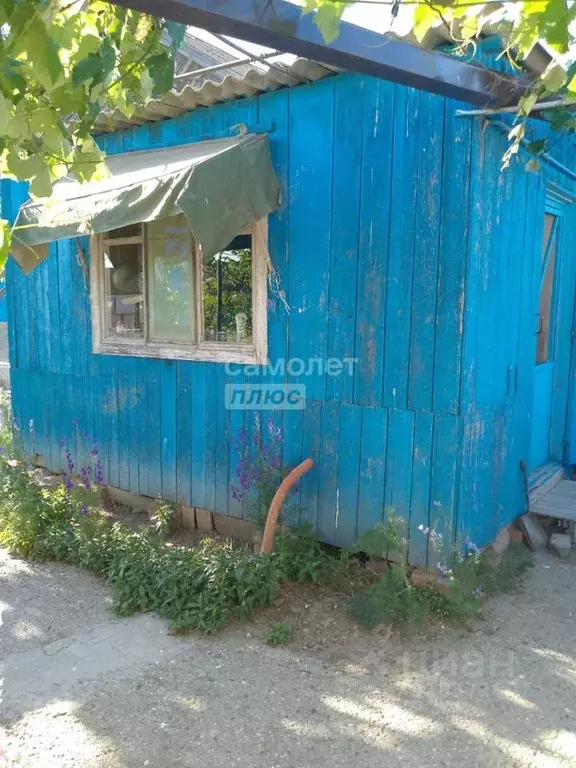 Дом в Астраханская область, Володарский район, с. Зеленга Лесная ул., ... - Фото 1