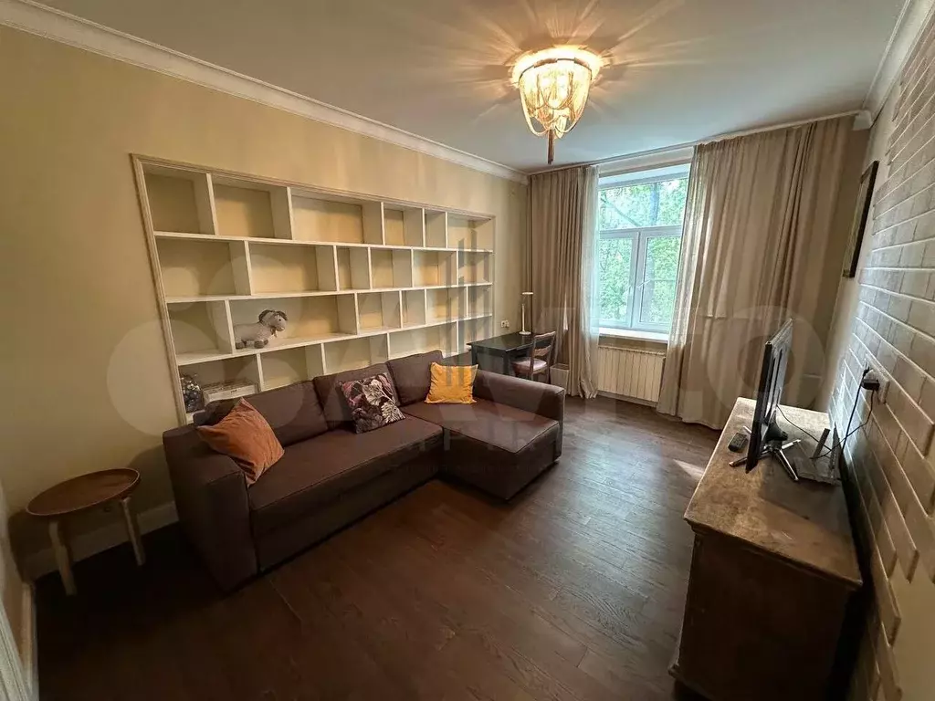 2-к. квартира, 66 м, 2/5 эт. - Фото 1