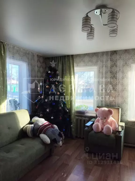 Дом в Кемеровская область, Топки ул. Чехова (62 м) - Фото 1