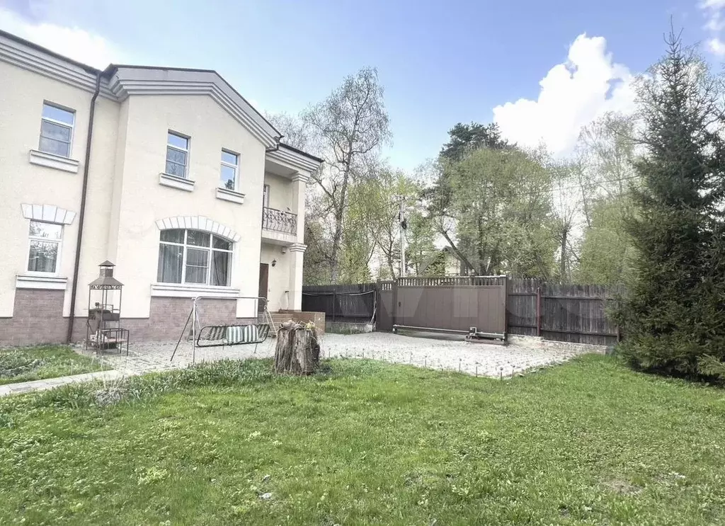 Дом 180 м на участке 8 сот. - Фото 0