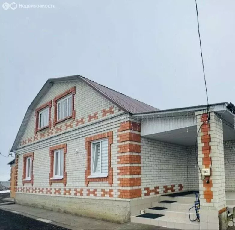 Дом в село Октябрьский Городок, улица Дружбы (115 м) - Фото 1