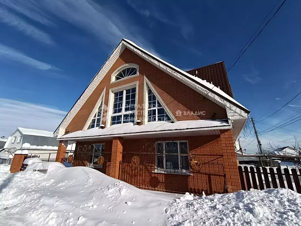 Дом в Рязанская область, Шилово рп ул. Речная, 7 (150 м) - Фото 1