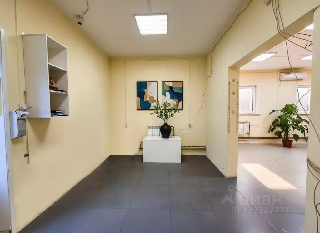 Помещение свободного назначения в Иркутская область, Иркутск ул. ... - Фото 0