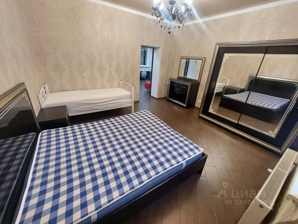 Дом в Крым, Симферополь просп. Победы (110 м) - Фото 1