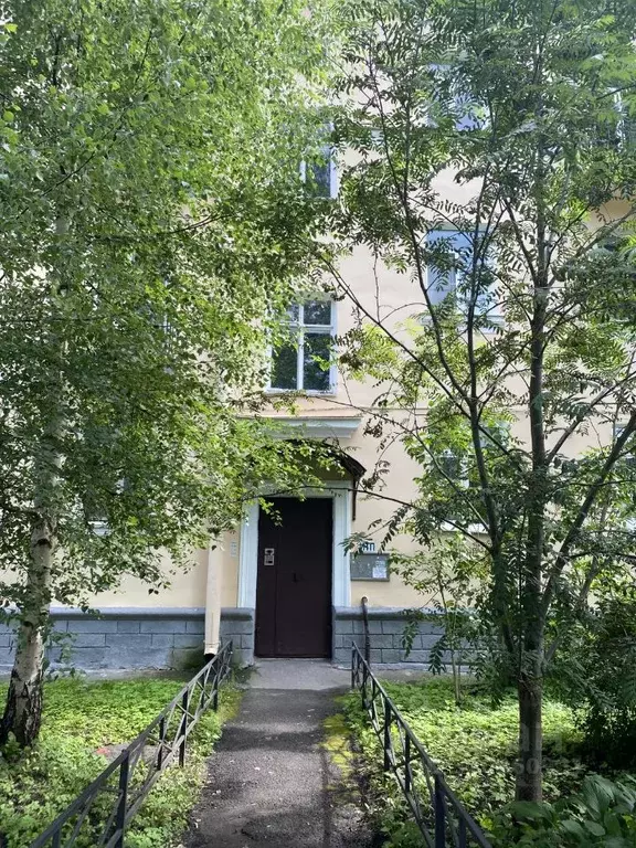 2-к кв. Санкт-Петербург пос. Стрельна, Санкт-Петербургское ш., 86 ... - Фото 1