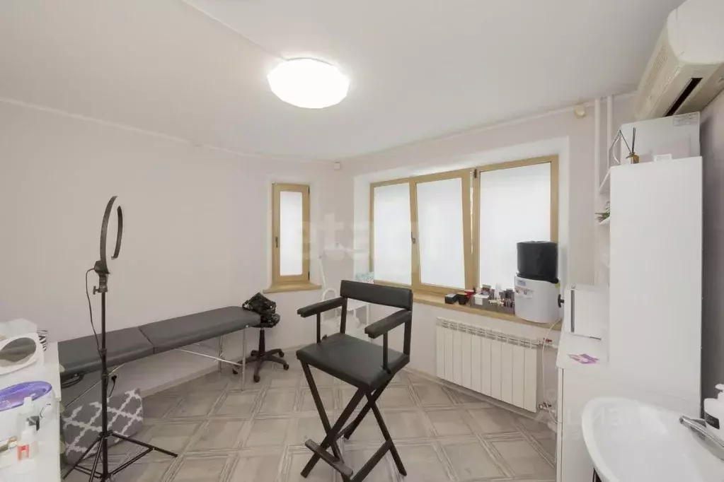 Помещение свободного назначения в Тюменская область, Тюмень Широтная ... - Фото 1