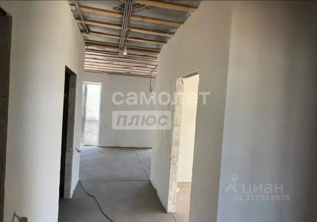 Дом в Астраханская область, Приволжский район, с. Три Протока ул. ... - Фото 1