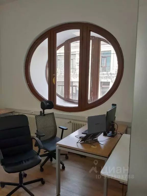 Офис в Москва ул. Кузнецкий Мост, 4/3С1 (377 м) - Фото 1