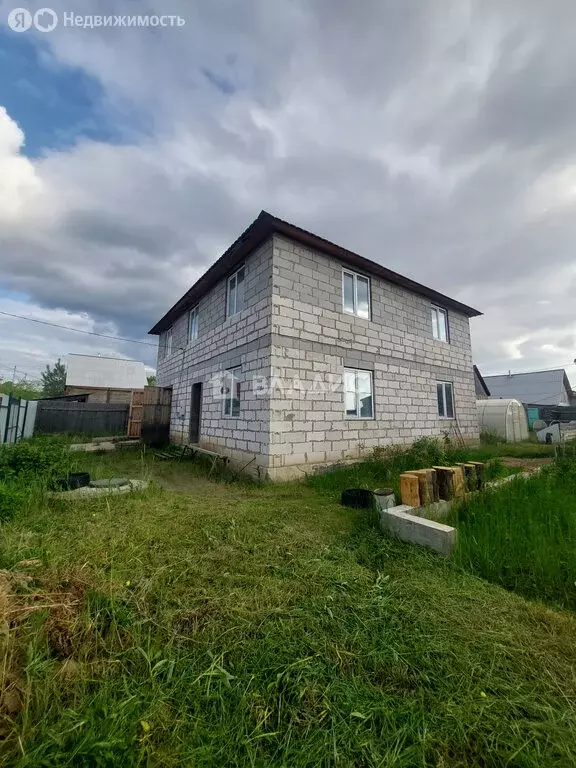 Дом в Улан-Удэ, Академическая улица, 2-й проезд (208.3 м) - Фото 0
