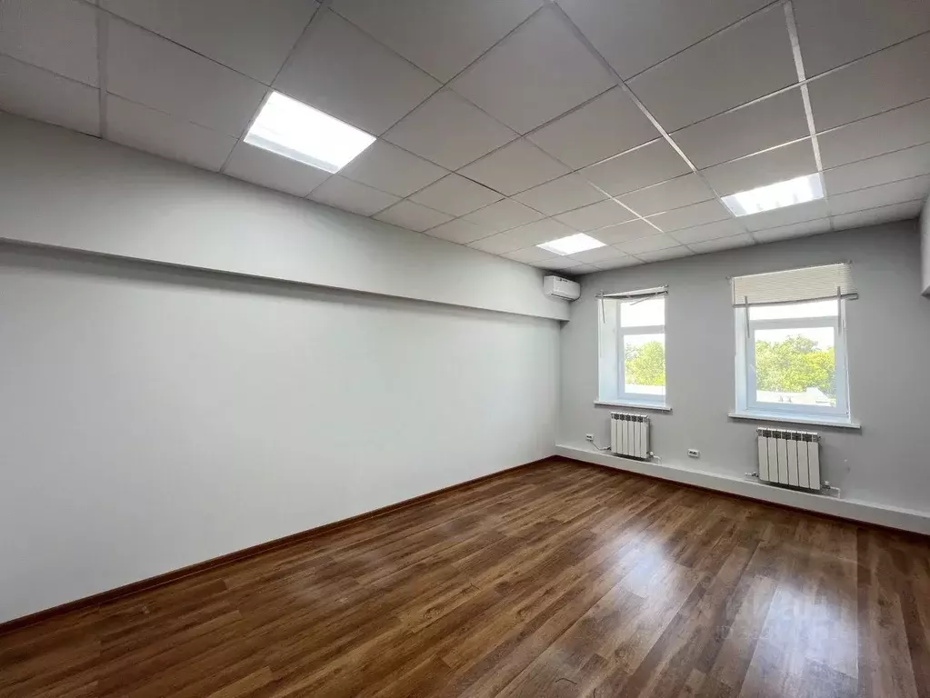 Офис в Татарстан, Казань ул. Ирек, 1к4 (23 м) - Фото 1