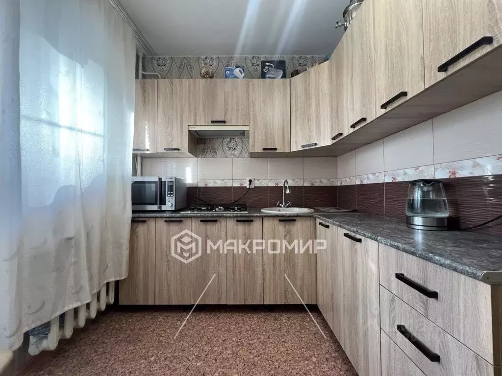 1-к кв. Брянская область, Брянск ул. Красный Маяк, 123 (30.2 м) - Фото 0