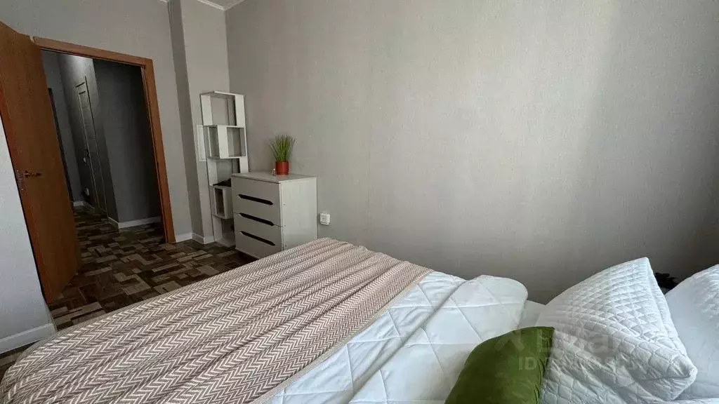 1-к кв. Красноярский край, Красноярск наб. Ярыгинская, 3 (49.0 м) - Фото 1
