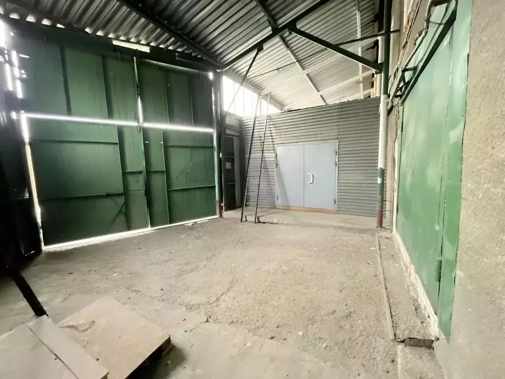 Склад в Алтайский край, Барнаул ул. Ярных, 2 (68 м) - Фото 1