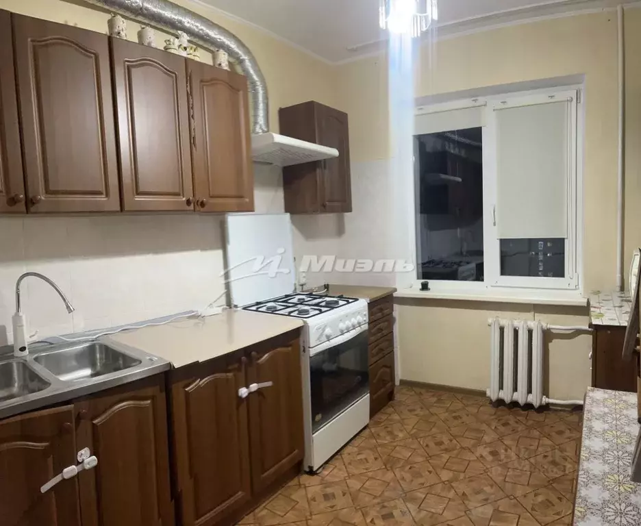 3-к кв. Крым, Симферополь ул. 60 лет Октября, 4 (61.9 м) - Фото 2