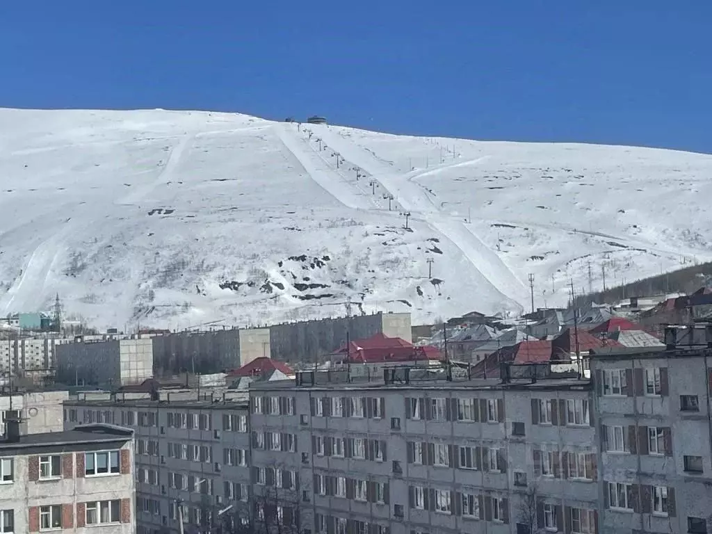 1-к кв. Мурманская область, Кировск ул. Кондрикова, 4 (44.0 м) - Фото 1