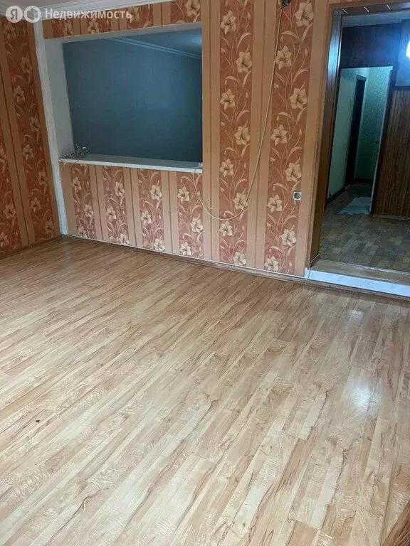 3-комнатная квартира: Нальчик, улица Ватутина, 32Б (66 м) - Фото 1