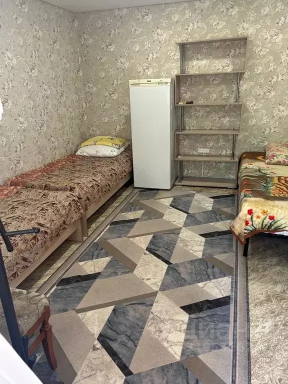 Комната Оренбургская область, Соль-Илецк ул. Ленина, 2/2 - Фото 0