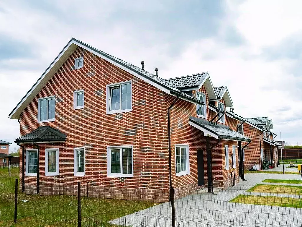 Таунхаус в Ленинградская область, Всеволожский район, Агалатовское ... - Фото 2