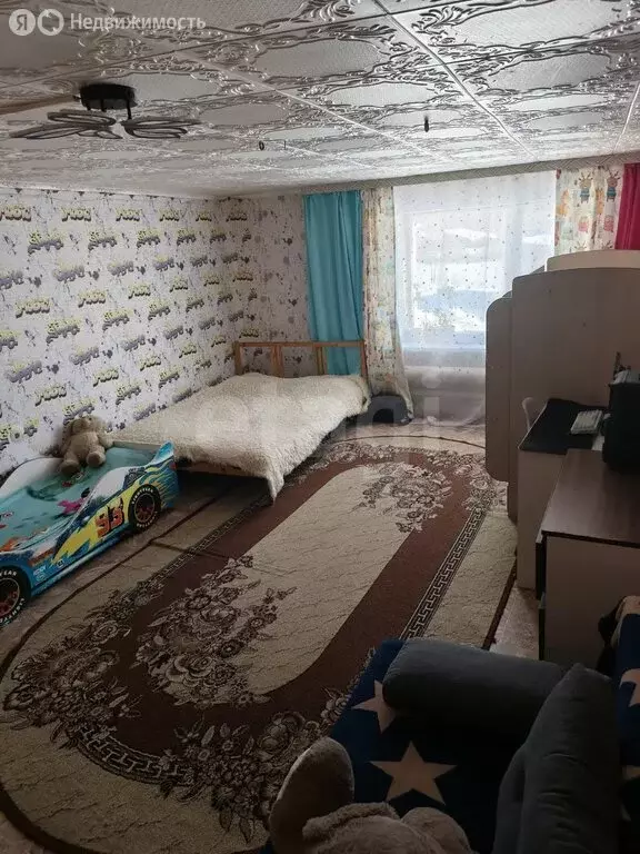 Дом в Туринск, улица Физкультурников (90 м) - Фото 2