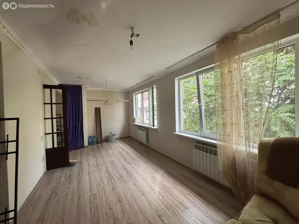 3-комнатная квартира: Нальчик, улица Пачева, 19к1 (72.7 м) - Фото 1
