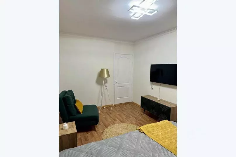 1-к кв. Татарстан, Елабуга 4/5 мкр, ул. Автомобилистов, 6 (52.0 м) - Фото 2