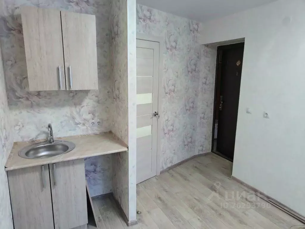 1-к кв. Омская область, Омск Степная ул, 239 (13.1 м) - Фото 1
