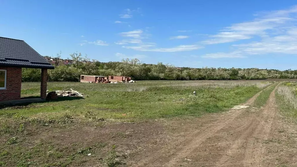 Участок в Ростовская область, Аксайский район, Большой Лог хут. ул. ... - Фото 1