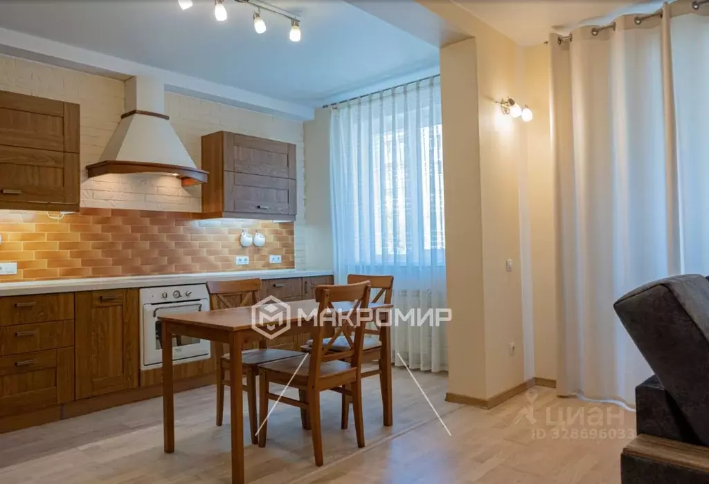 Студия Новосибирская область, Новосибирск ул. Державина, 92/2 (42.0 м) - Фото 1