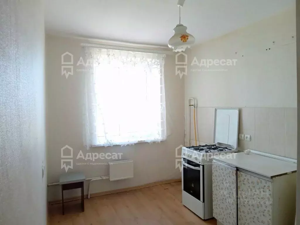 3-к кв. Волгоградская область, Волгоград ул. Кирова, 86А (61.8 м) - Фото 1