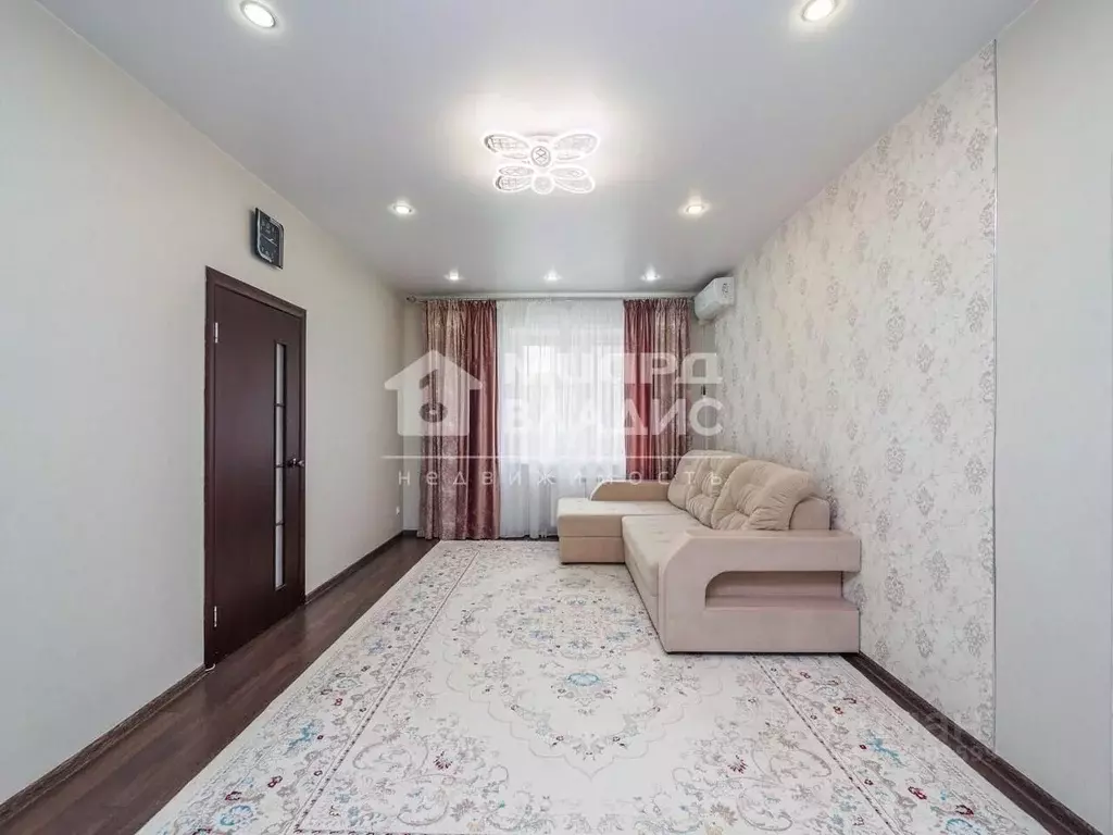 3-к кв. Омская область, Омск ул. Крупской, 14К1 (69.5 м) - Фото 0