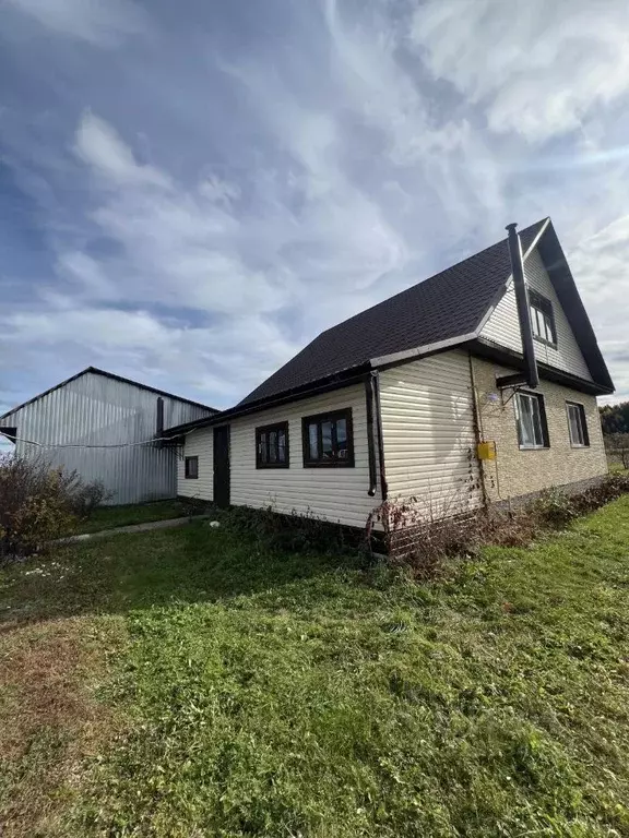 Дом в Пермский край, Кунгурский муниципальный округ, с. Ленск ул. ... - Фото 2