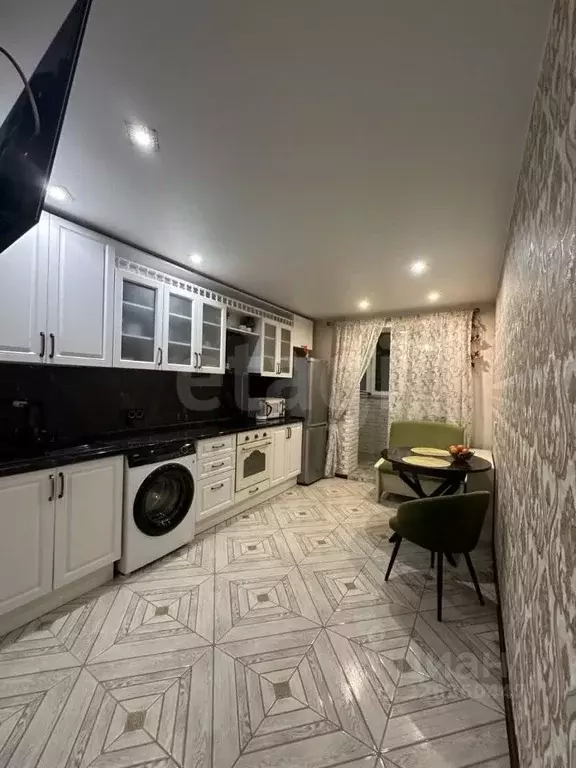 2-к кв. Башкортостан, Уфа ул. Комарова, 8 (54.7 м) - Фото 1