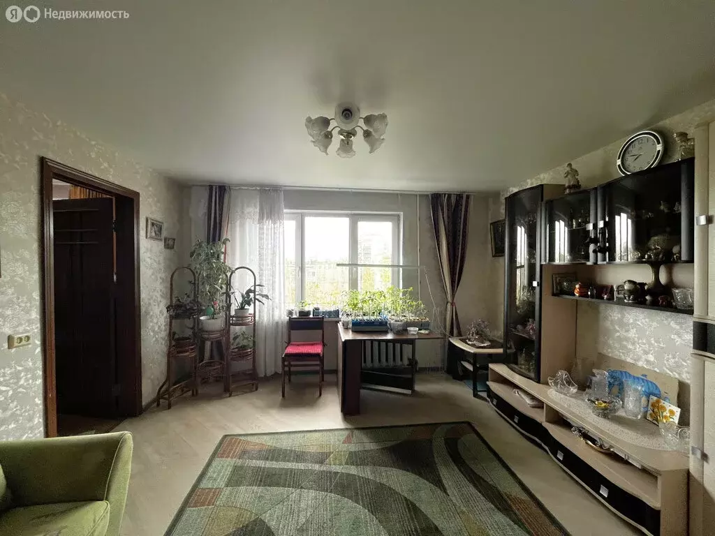 3-комнатная квартира: Екатеринбург, улица Металлургов, 18А (64 м) - Фото 0