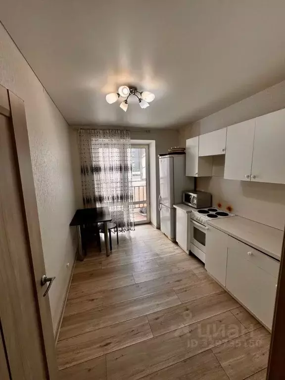 1-к кв. Татарстан, Казань ул. Азата Аббасова, 8 (37.0 м) - Фото 2
