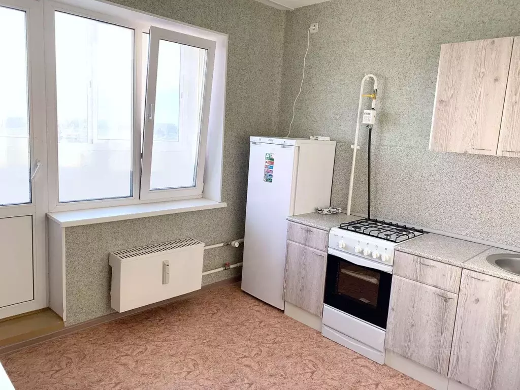 1-к кв. Омская область, Омск проезд 1-й Амурский, 5к1 (36.5 м) - Фото 0